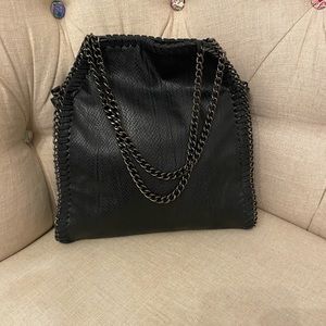 Black Chained INZI bag